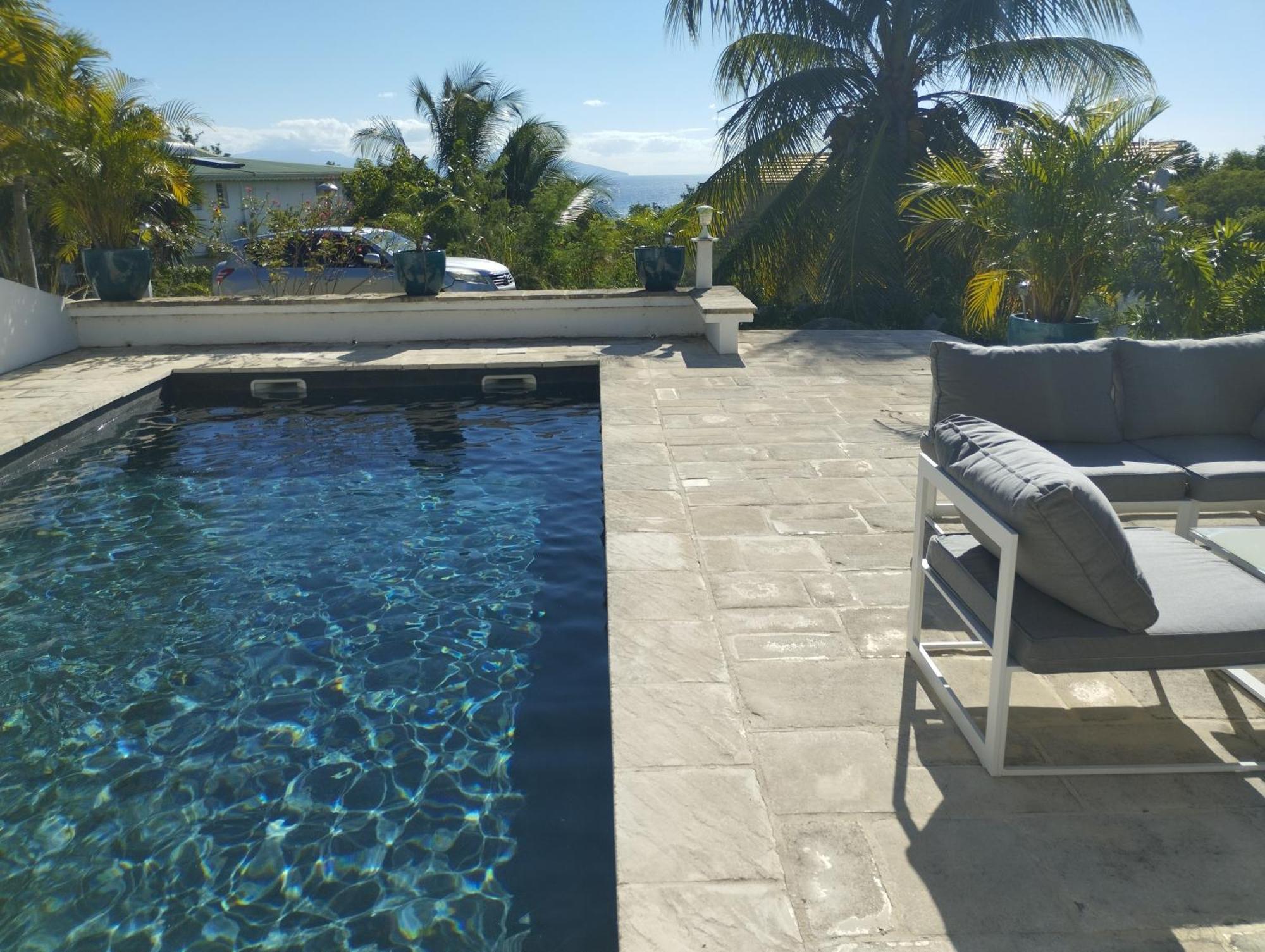 Bas De Villa Vue Mer Avec Deux Chambres Grand-Bourg  Εξωτερικό φωτογραφία