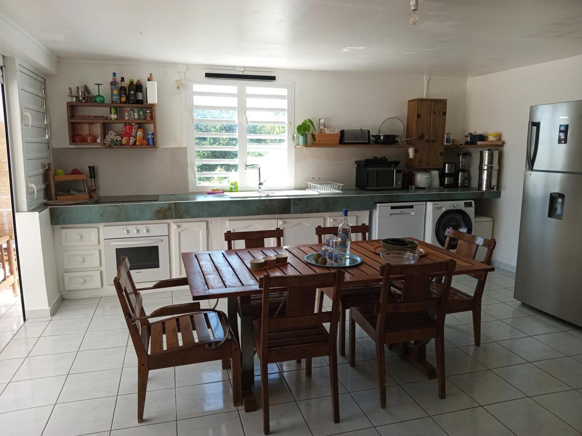 Bas De Villa Vue Mer Avec Deux Chambres Grand-Bourg  Εξωτερικό φωτογραφία